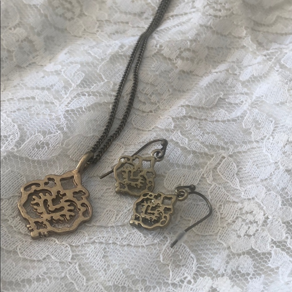 Proud Heritage Necklace and Earring Giftset